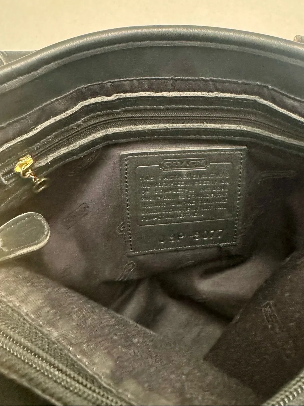 Coach Vintage 9077 Classic Lunch Tote Bag Black Leather Shoulder Bag